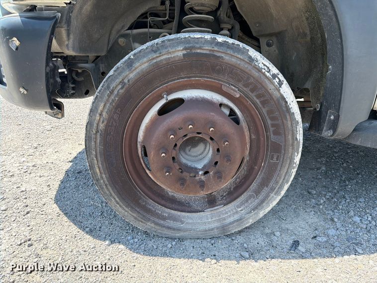 image for item YA3064 2015 Ford F450 Super Duty bucket truck