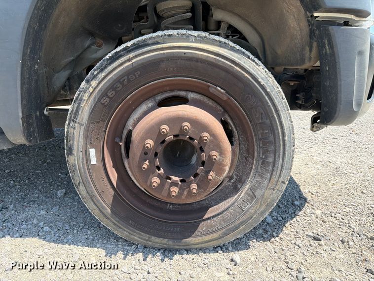 image for item YA3064 2015 Ford F450 Super Duty bucket truck