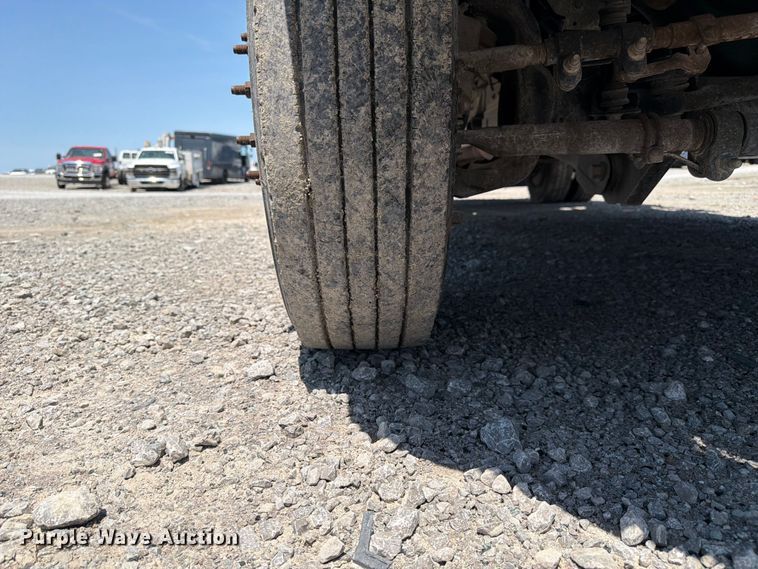 image for item YA3064 2015 Ford F450 Super Duty bucket truck
