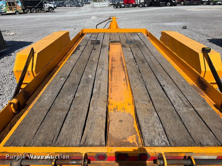 image for item YA3065 2020 Lucon 5T142BW-HDP equipment trailer