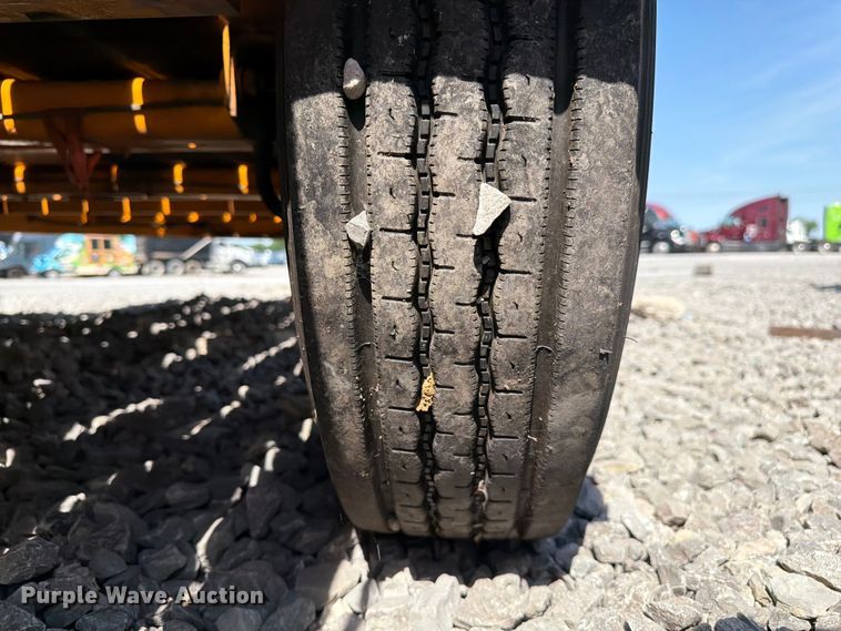 image for item YA3065 2020 Lucon 5T142BW-HDP equipment trailer