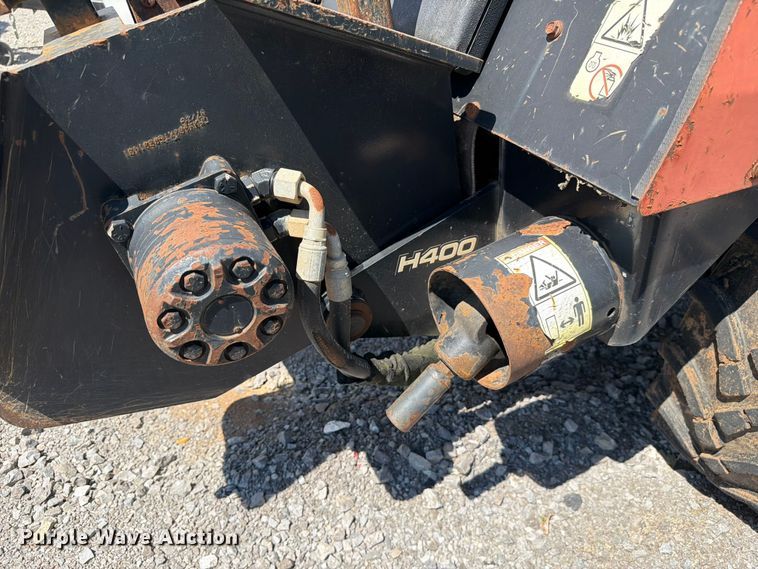 image for item YA3068 2017 Ditch Witch 410SX trencher