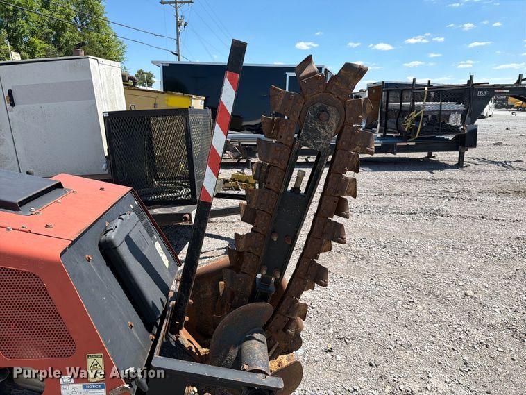 image for item YA3068 2017 Ditch Witch 410SX trencher