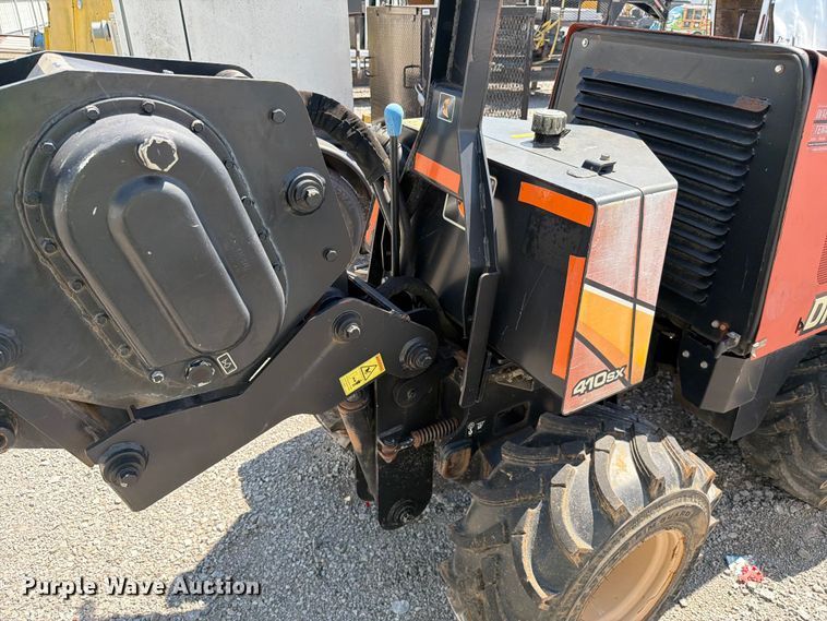 image for item YA3068 2017 Ditch Witch 410SX trencher