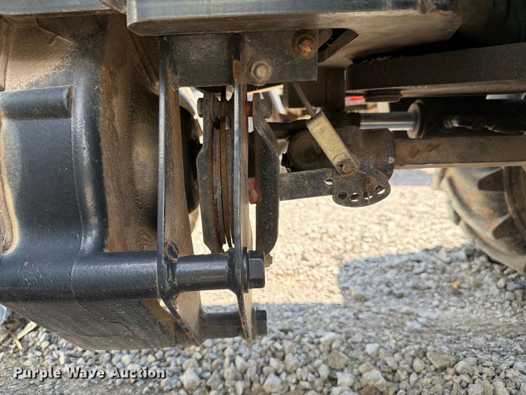 image for item YA3068 2017 Ditch Witch 410SX trencher
