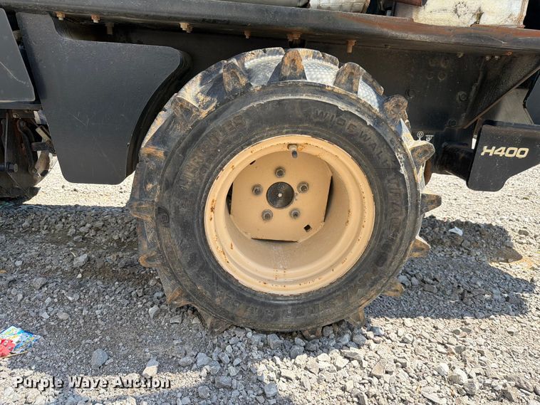 image for item YA3068 2017 Ditch Witch 410SX trencher