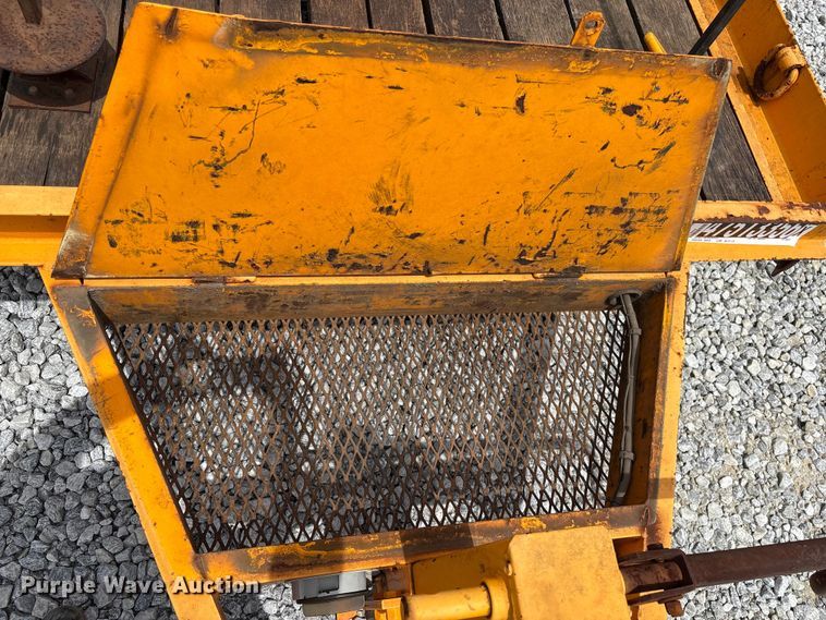 image for item YA3102 2020 Lucon 5T1428W-HDP equipment trailer