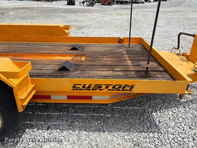 image for item YA3102 2020 Lucon 5T1428W-HDP equipment trailer