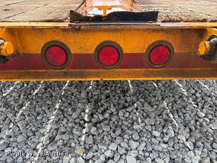 image for item YA3102 2020 Lucon 5T1428W-HDP equipment trailer