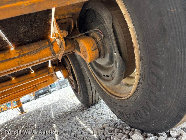 image for item YA3102 2020 Lucon 5T1428W-HDP equipment trailer