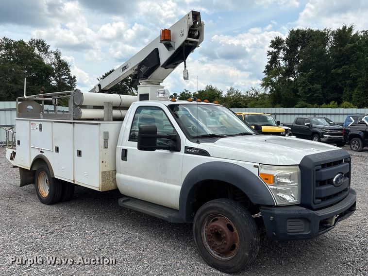 image for item YA3108 2014 Ford F450 Super Duty bucket truck