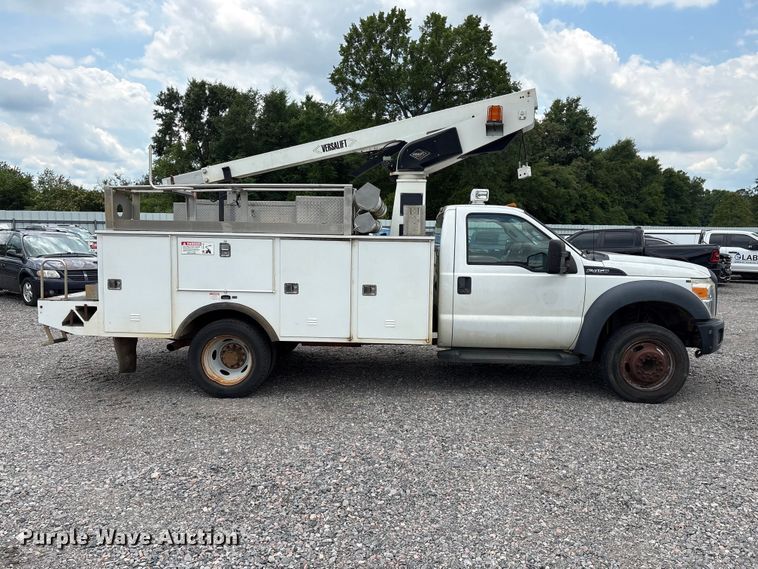 image for item YA3108 2014 Ford F450 Super Duty bucket truck