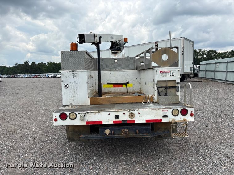 image for item YA3108 2014 Ford F450 Super Duty bucket truck