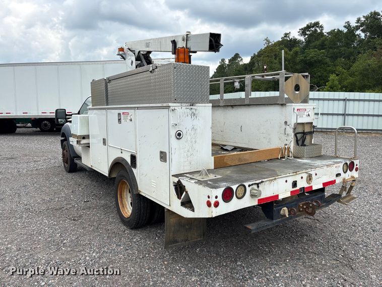 image for item YA3108 2014 Ford F450 Super Duty bucket truck