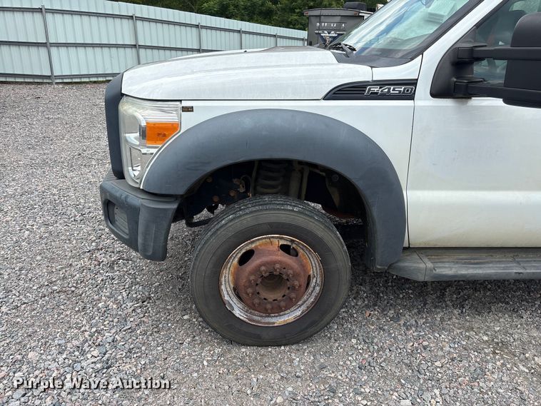 image for item YA3108 2014 Ford F450 Super Duty bucket truck