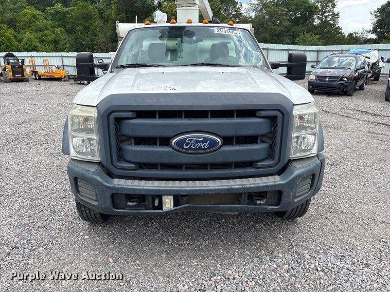 image for item YA3108 2014 Ford F450 Super Duty bucket truck