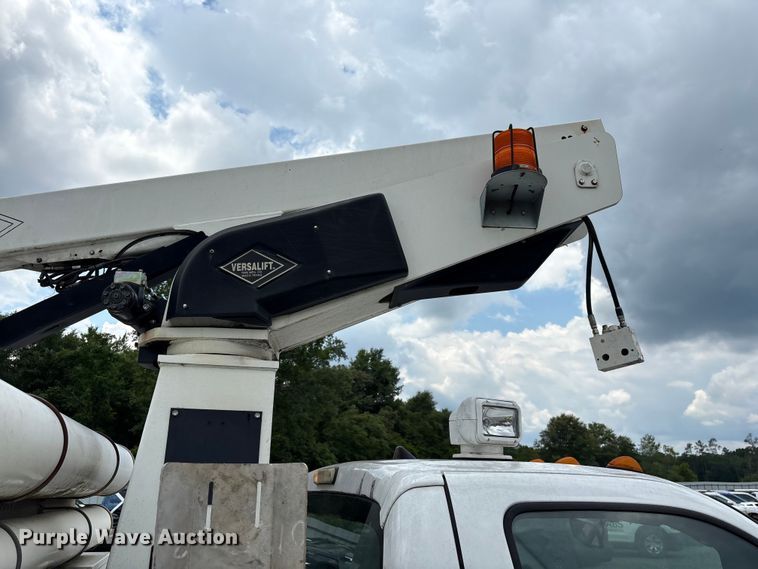 image for item YA3108 2014 Ford F450 Super Duty bucket truck