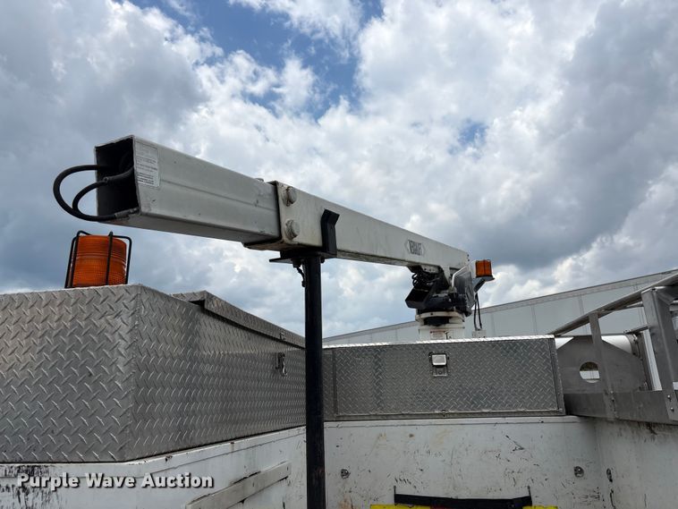 image for item YA3108 2014 Ford F450 Super Duty bucket truck
