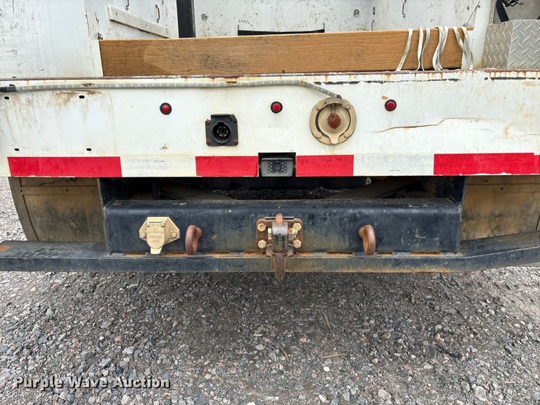 image for item YA3108 2014 Ford F450 Super Duty bucket truck