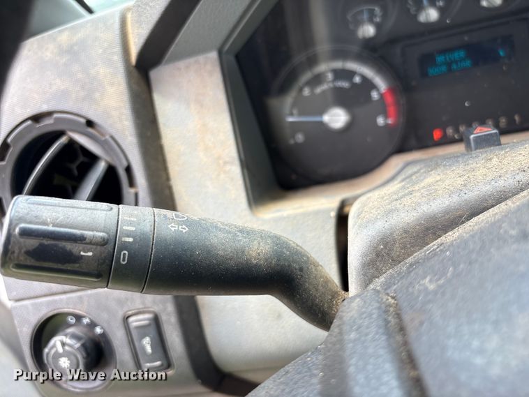image for item YA3108 2014 Ford F450 Super Duty bucket truck