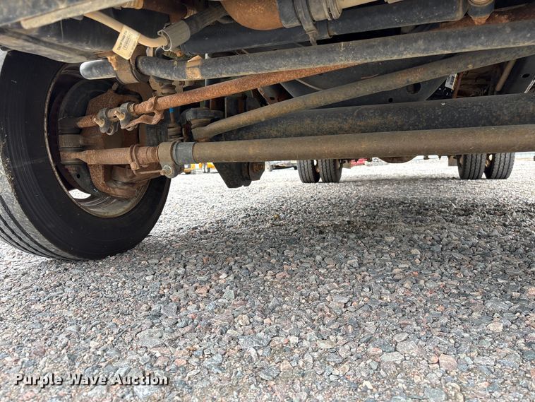 image for item YA3108 2014 Ford F450 Super Duty bucket truck