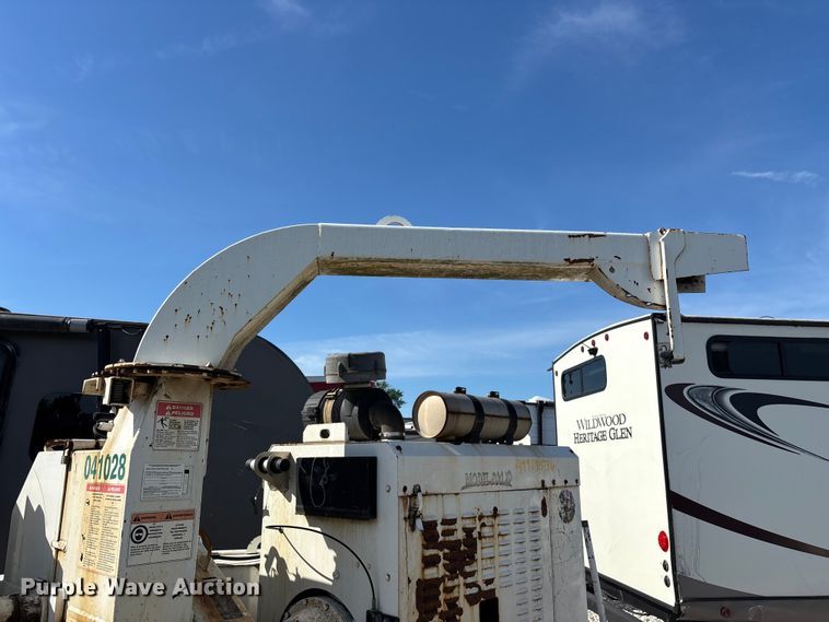 image for item YA3244 2010 Bandit 200XP wood chipper