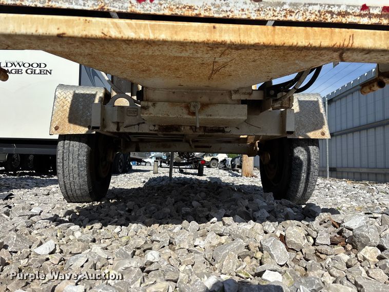 image for item YA3244 2010 Bandit 200XP wood chipper