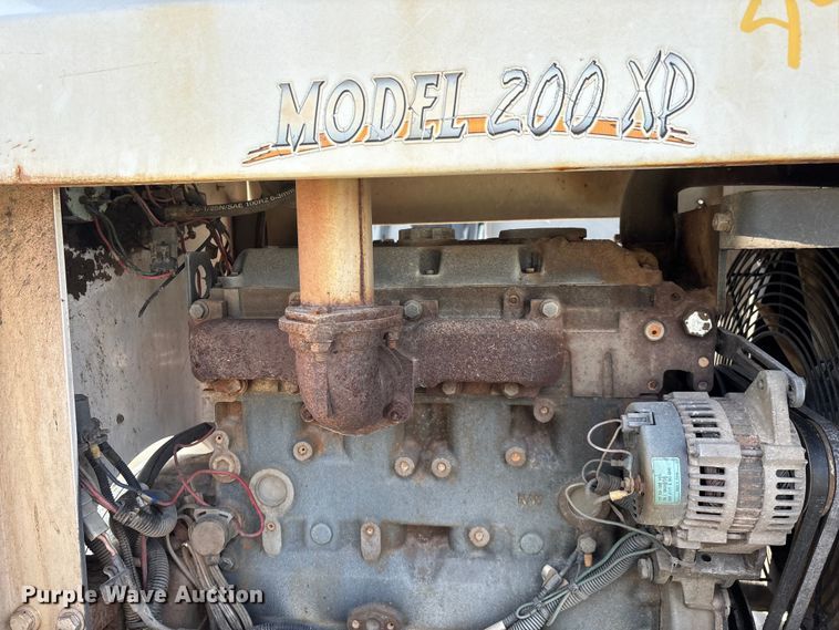 image for item YA3244 2010 Bandit 200XP wood chipper
