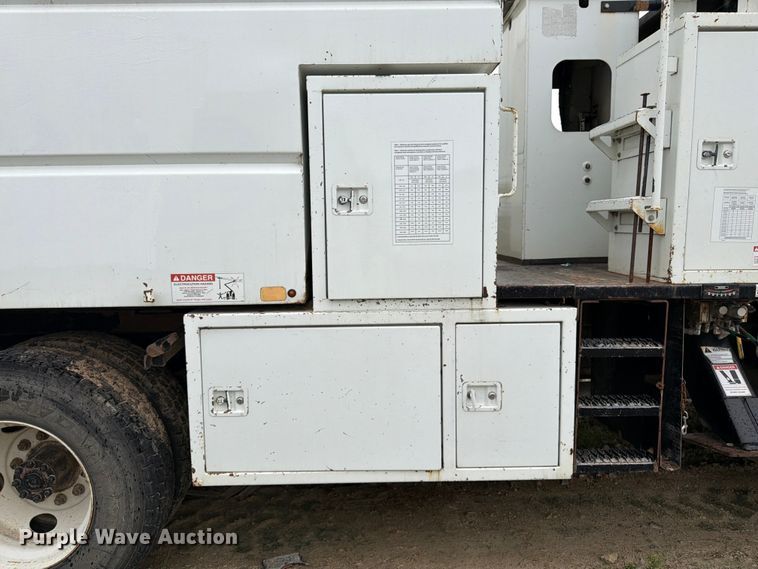 image for item YA3246 2015 Ford F750 Super Duty forestry bucket truck