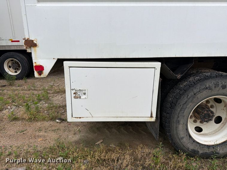 image for item YA3246 2015 Ford F750 Super Duty forestry bucket truck