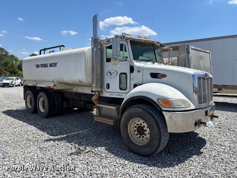 image for item YA3269 2008 Peterbilt 340 tank truck