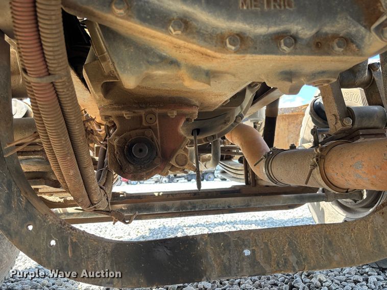 image for item YA3269 2008 Peterbilt 340 tank truck