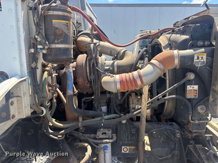 image for item YA3269 2008 Peterbilt 340 tank truck