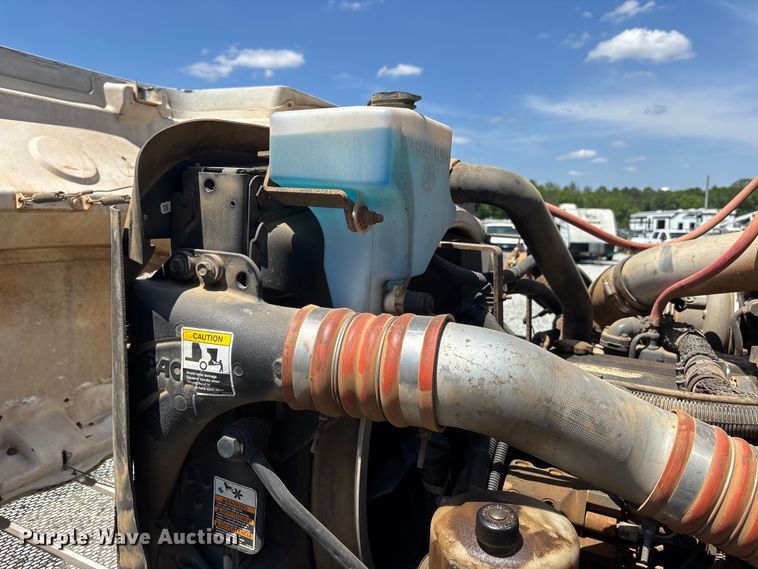 image for item YA3269 2008 Peterbilt 340 tank truck