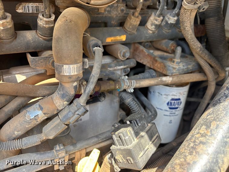 image for item YA3269 2008 Peterbilt 340 tank truck