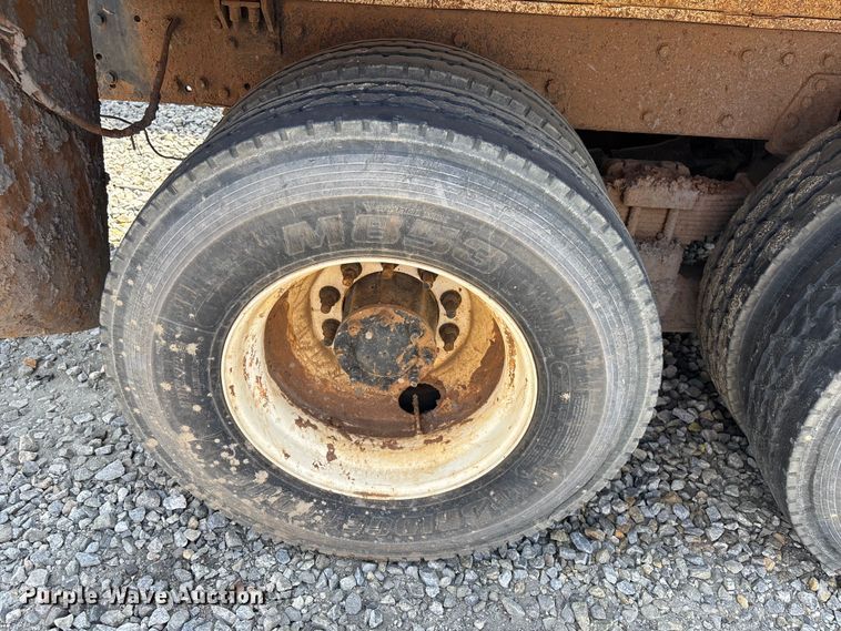 image for item YA3269 2008 Peterbilt 340 tank truck