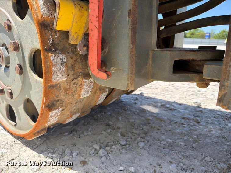 image for item YA3282 2011 Wacker Neuson RTSC2 trench compactor