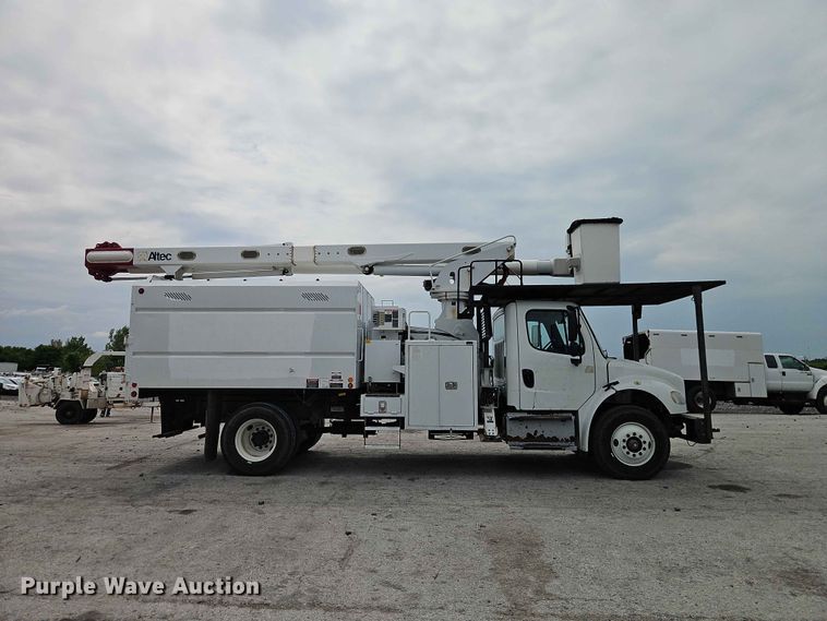 image for item YA3291 2016 Freightliner Business Class M2 forestry bucket truck