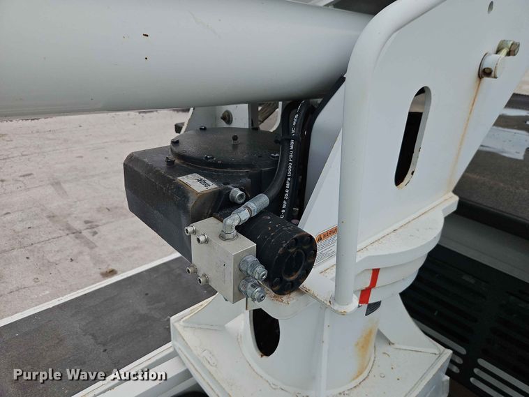 image for item YA3291 2016 Freightliner Business Class M2 forestry bucket truck