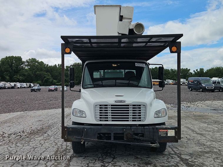 image for item YA3292 2016 Freightliner Business Class M2 forestry bucket truck