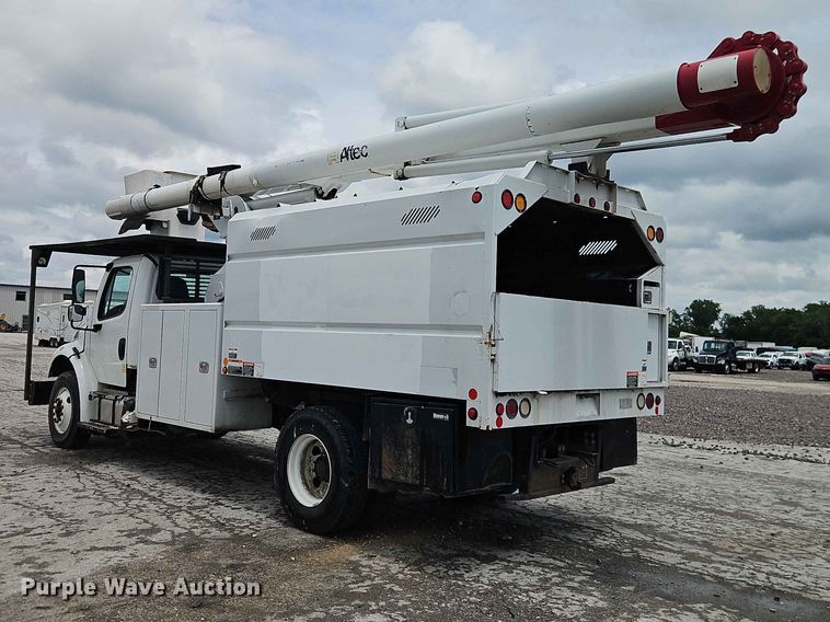 image for item YA3292 2016 Freightliner Business Class M2 forestry bucket truck