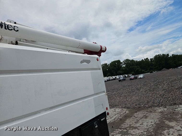 image for item YA3292 2016 Freightliner Business Class M2 forestry bucket truck
