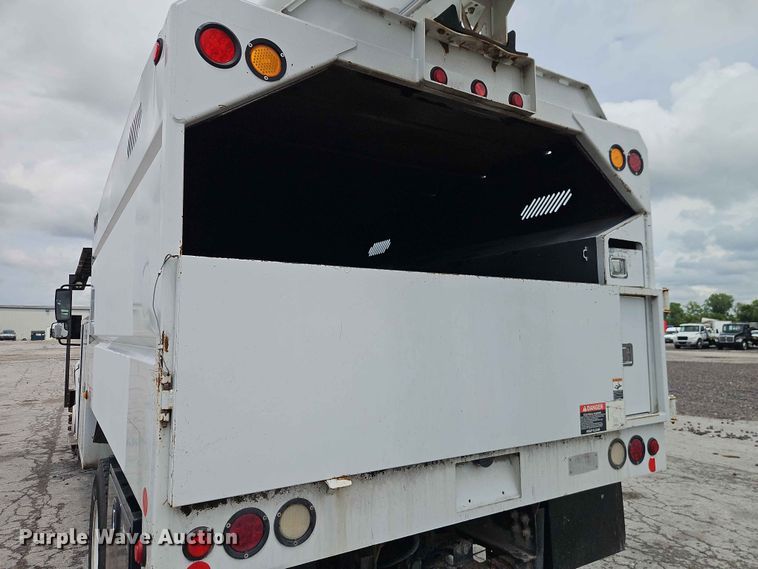 image for item YA3292 2016 Freightliner Business Class M2 forestry bucket truck