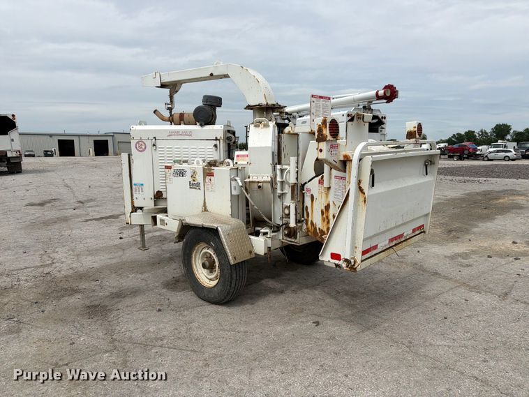 image for item YA3293 2012 Bandit 200XP wood chipper