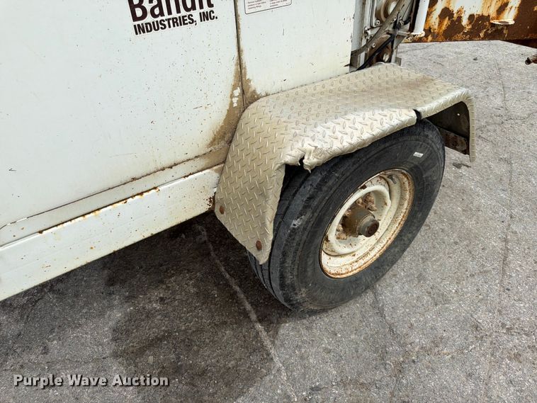 image for item YA3293 2012 Bandit 200XP wood chipper
