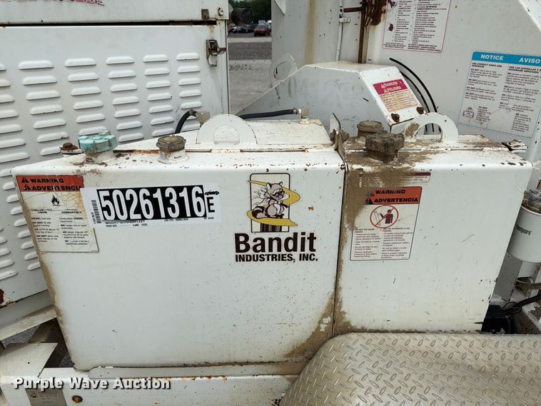 image for item YA3293 2012 Bandit 200XP wood chipper