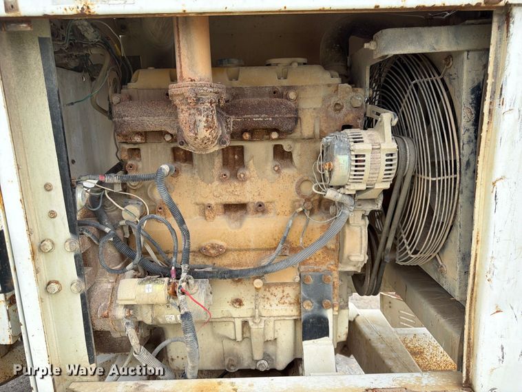 image for item YA3293 2012 Bandit 200XP wood chipper
