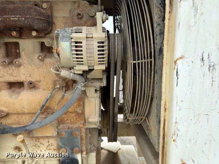 image for item YA3293 2012 Bandit 200XP wood chipper