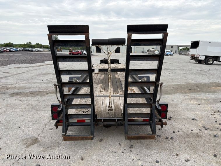 image for item YA3294 2016 Sure-Trac ST7225ITPL5 B-200 equipment trailer