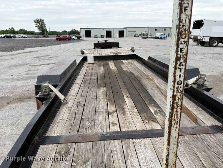image for item YA3294 2016 Sure-Trac ST7225ITPL5 B-200 equipment trailer